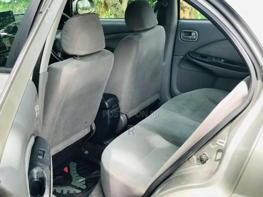 Nissan N16 Sunny Sylphy FG10 2001 Car (Used)