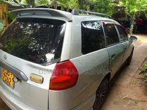 Nissan Wingroad Y11 2001 Car (Used)
