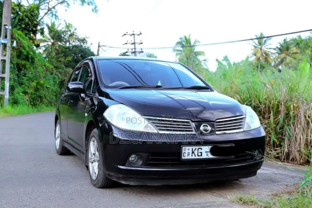 Nissan TIIDA LATIO 2007 Car (Used)