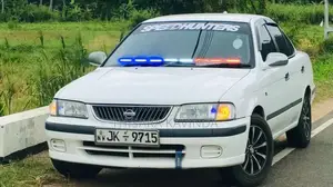 Nissan FB15 2000 Car (Used)