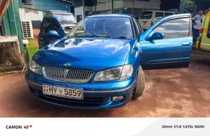 Nissan N16 2000 Car (Used)