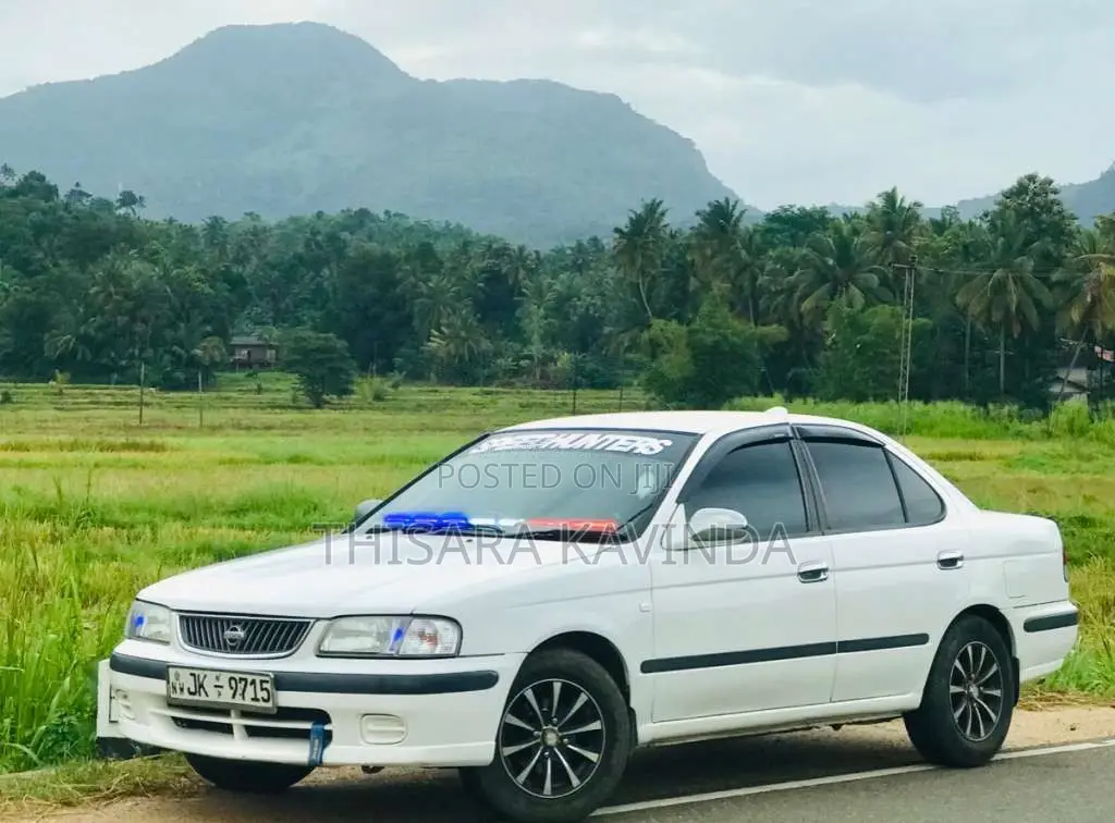 Nissan FB15 2000 Car (Used)