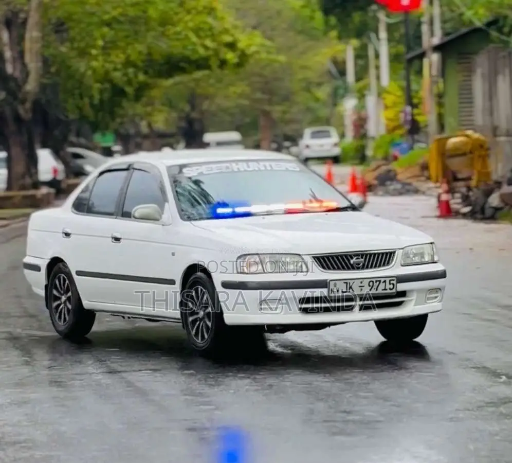Nissan FB15 2000 Car (Used)