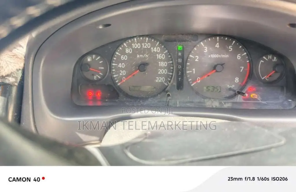 Nissan N16 2000 Car (Used)