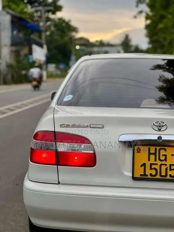 Toyota AE110 Se Saloon RIVIERE 2000 Car (Used)
