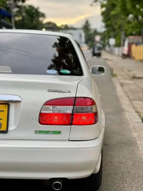 Toyota AE110 Se Saloon RIVIERE 2000 Car (Used)