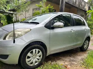 Toyota Vitz 2007 Car (Used)