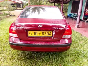 Hyundai Elantra 2001 Car (Used)