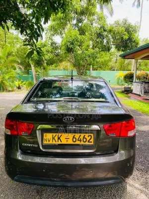 Kia Cerato 2012 Car (Used)