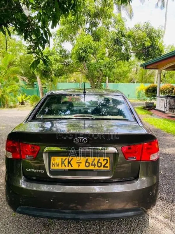 Kia Cerato 2012 Car (Used)