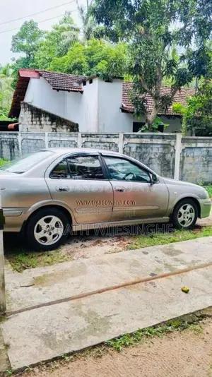 Nissan Sylphy 2000 Car (Used)