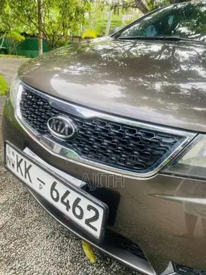 Kia Cerato 2012 Car (Used)
