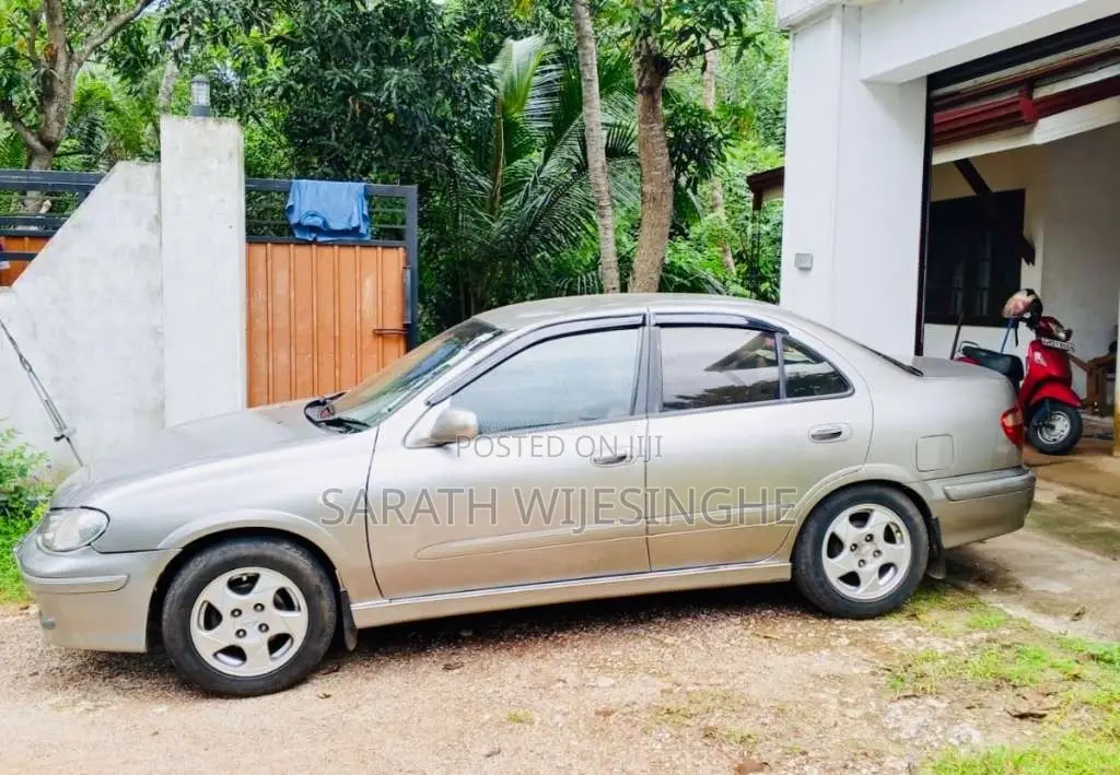 Nissan Sylphy 2000 Car (Used)