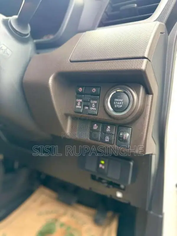 Toyota Roomy G Grade 2024 Car Unregistered (Recondition)