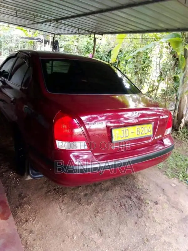 Hyundai Elantra 2001 Car (Used)