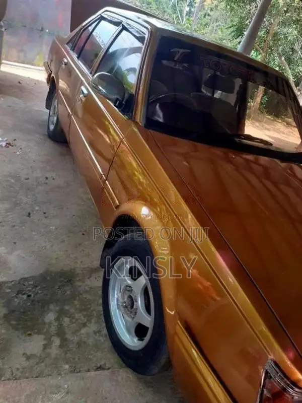 Toyota Carina 1985 Car (Used)