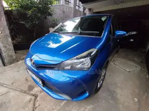 Toyota Vitz 2014 Car (Used)
