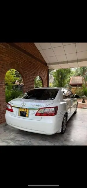 Toyota Premio 2013 Car (Used)