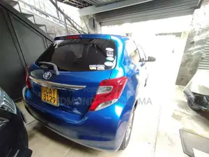 Toyota Vitz 2014 Car (Used)
