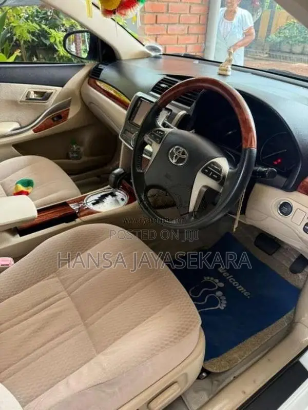 Toyota Premio 2013 Car (Used)
