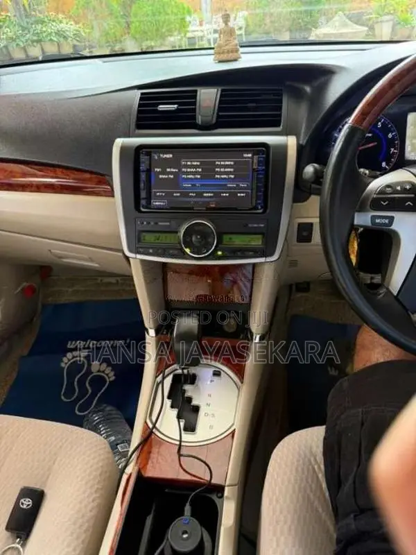 Toyota Premio 2013 Car (Used)