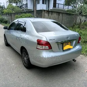 Toyota Belta 2007 Car (Used)