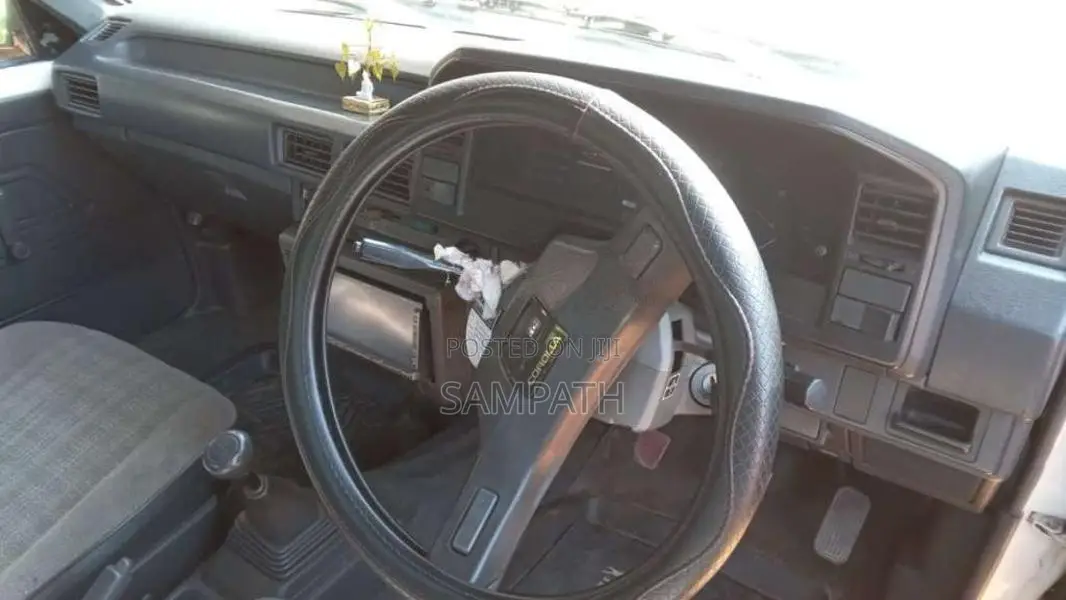 Toyota EE 80 1987 Car (Used)