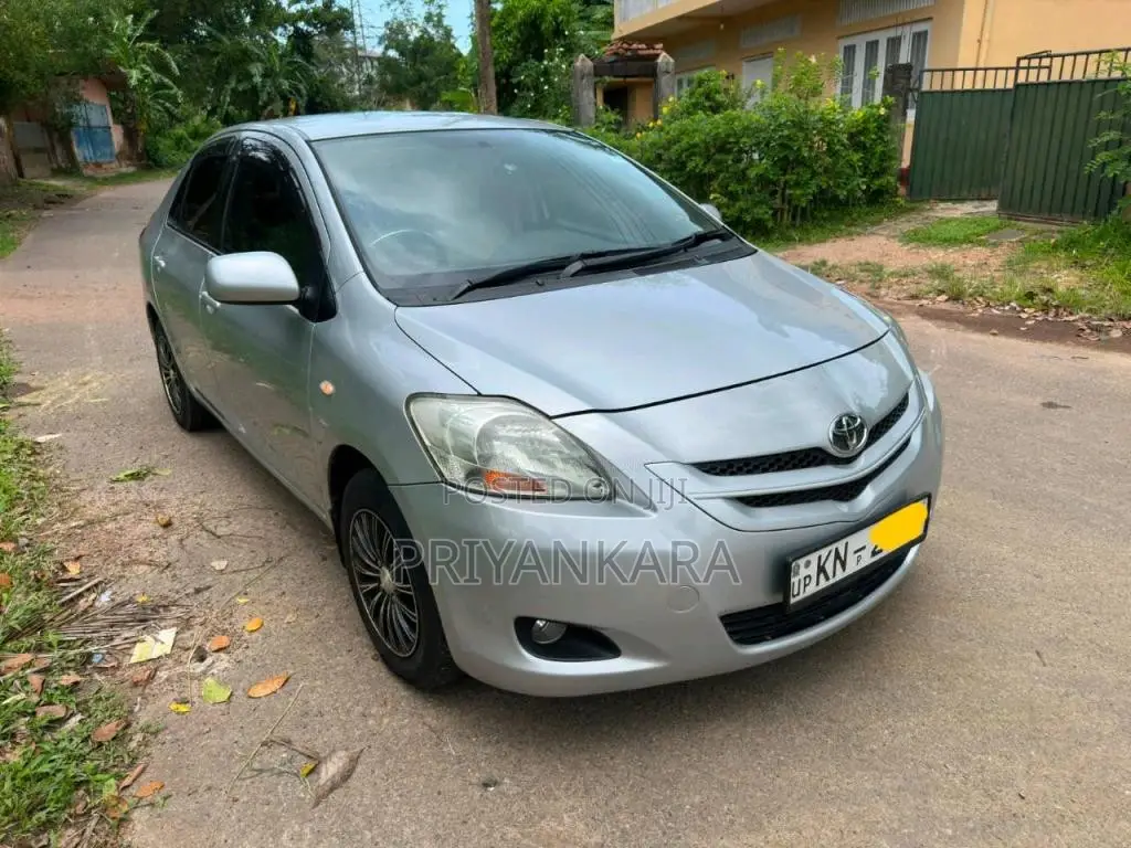 Toyota Belta 2007 Car (Used)