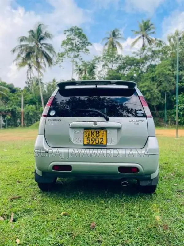 Suzuki Swift 2004 Car (Used)