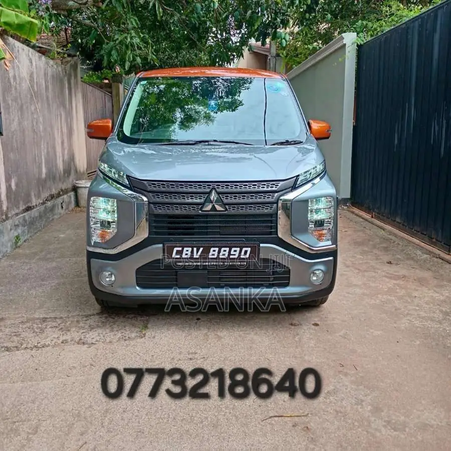 Mitsubishi EK-CROSS G PREMIUM 2024 Car (Used)
