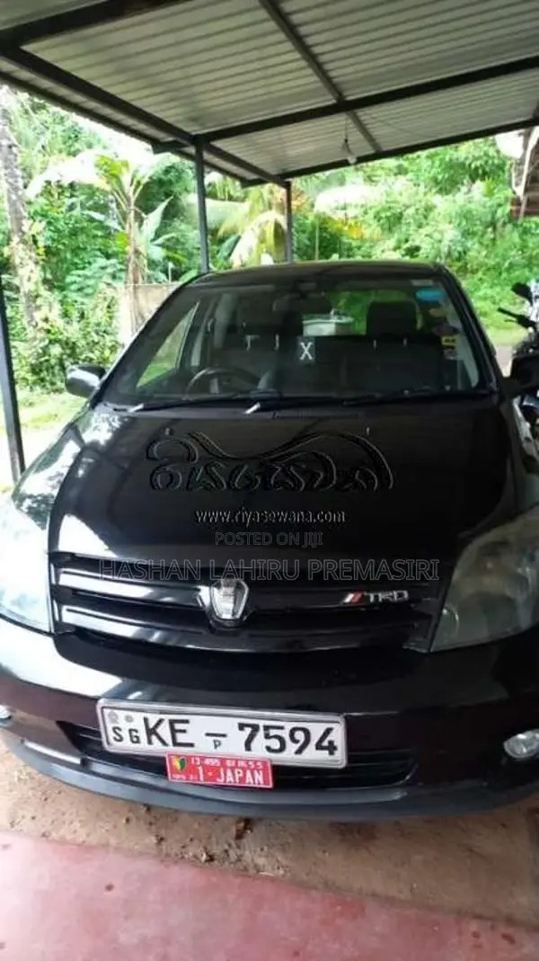 Toyota IST 2003 Car (Used)