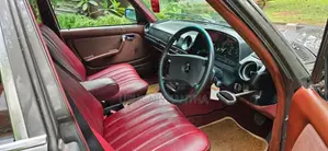Mercedes-Benz W123 1980 Car (Used)