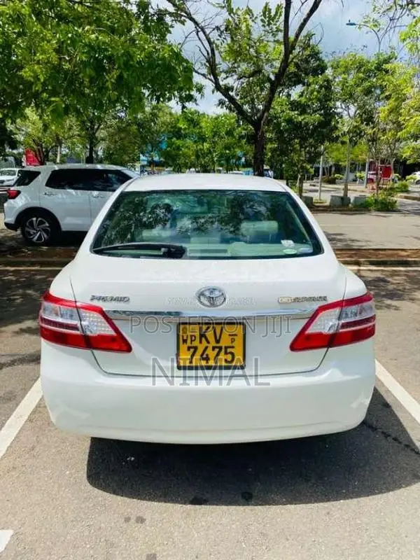 Toyota Premio G Superior 2013 Car (Used)