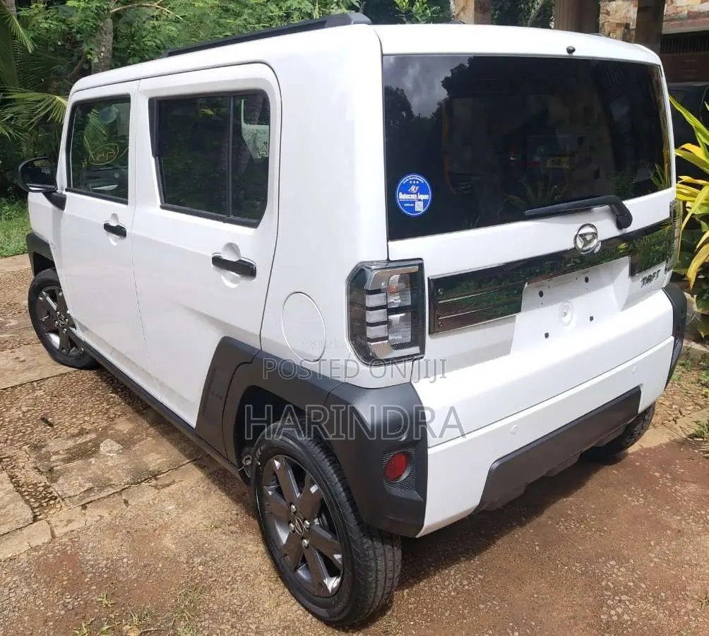 Daihatsu TAFT G DARK CHROME VENTURE 2025 Car Brand New