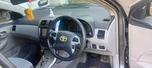 Toyota Axio 2010 Car (Used)