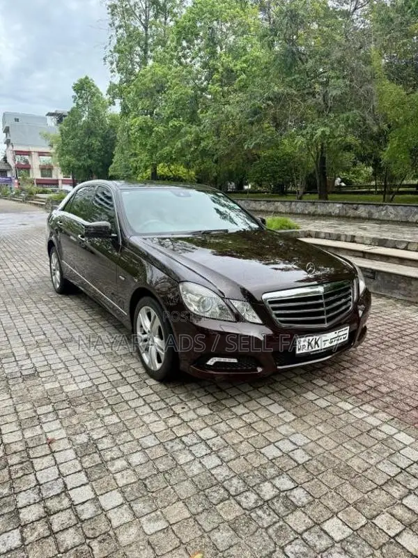Mercedes-Benz W212 E250 2009 Car (Used)