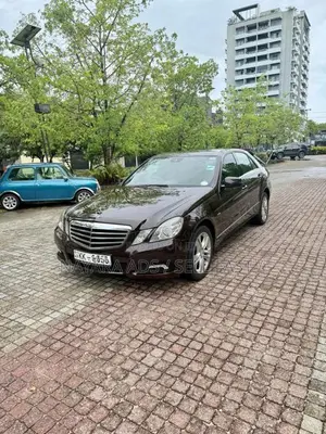 Mercedes-Benz W212 E250 2009 Car (Used)