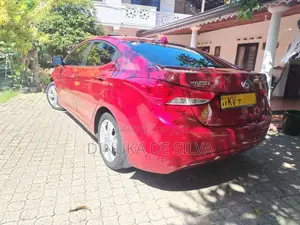 Hyundai Elantra 2012 Car (Used)