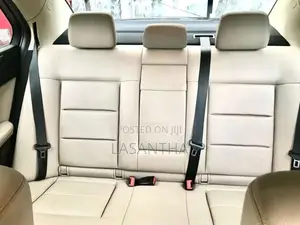 Mercedes-Benz E200 2010 Car (Used)