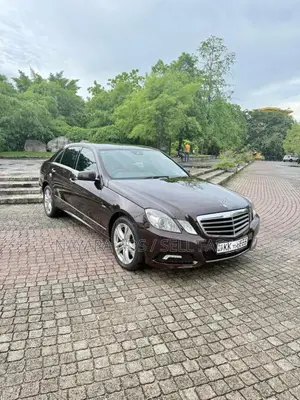 Mercedes-Benz W212 E250 2009 Car (Used)