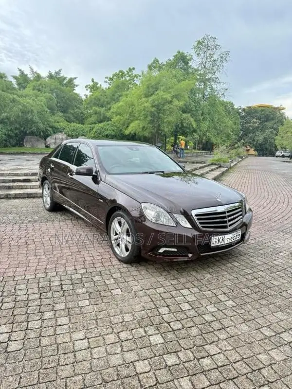 Mercedes-Benz W212 E250 2009 Car (Used)