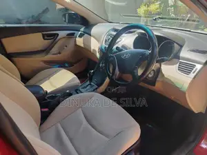 Hyundai Elantra 2012 Car (Used)