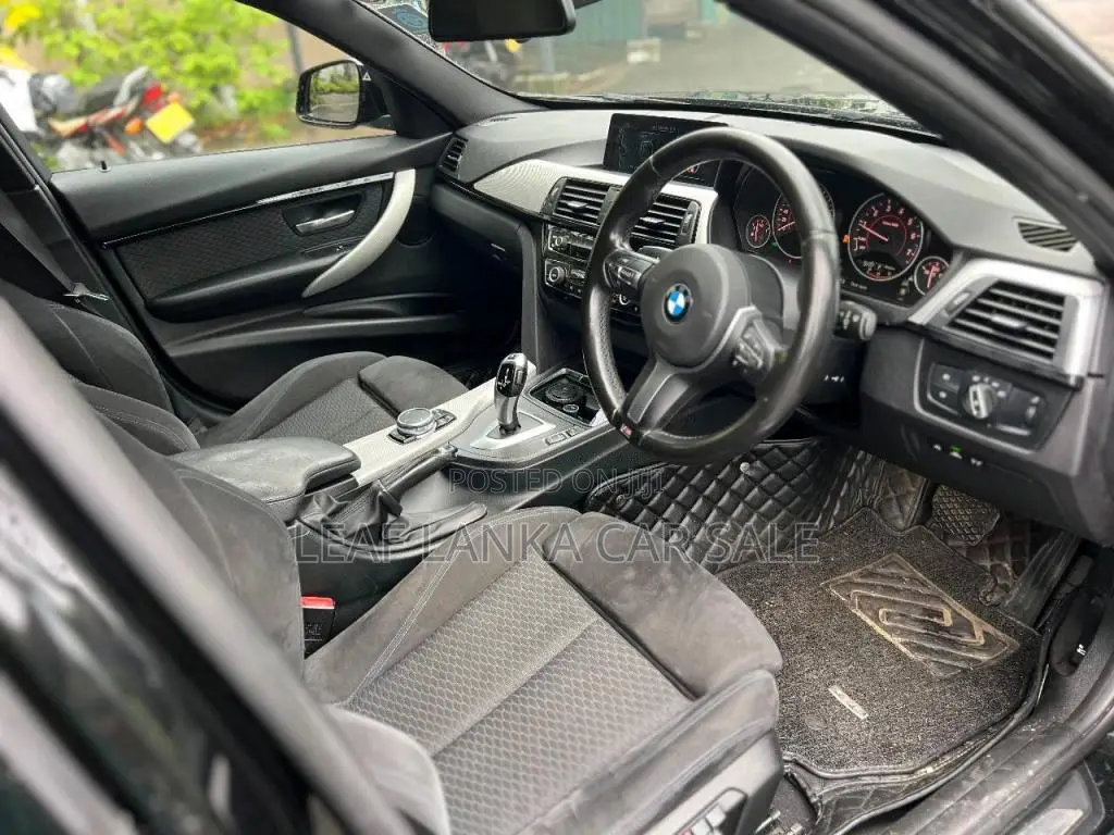 Mercedes-Benz 318i M Sport 2016 Car (Used)