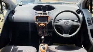 Toyota Vitz 2008 Car (Used)