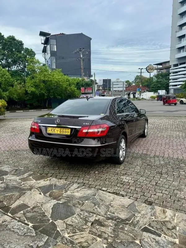 Mercedes-Benz W212 E250 2009 Car (Used)