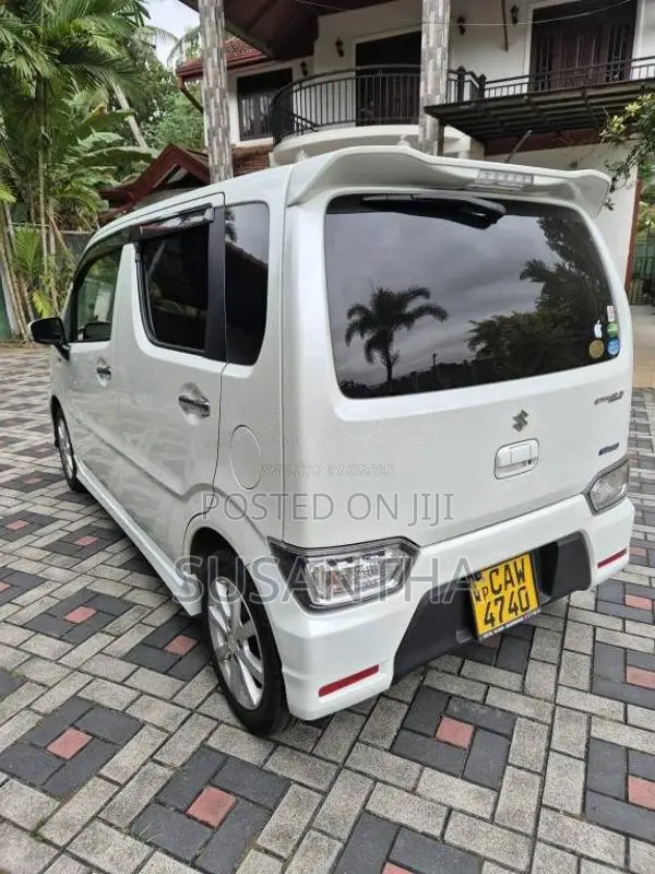 Suzuki Wagon R Stingray 2017 Car (Used)