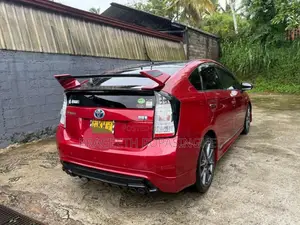 Toyota Prius 2012 Car (Used)
