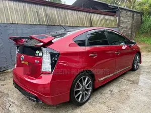 Toyota Prius 2012 Car (Used)