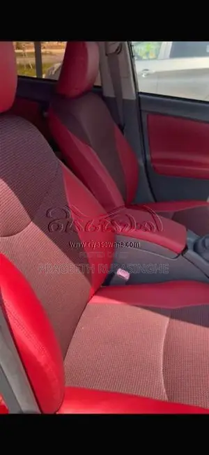 Toyota Prius 2012 Car (Used)