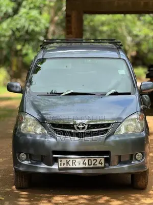 Toyota Avanza 2011 Car (Used)